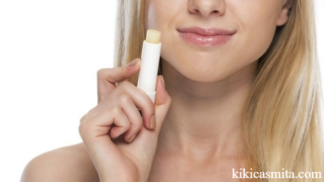 7 Vaseline Lip Therapy dan Manfaatnya untuk Bibir