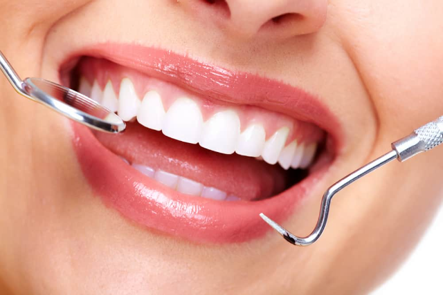 8 Cara Menjaga Kesehatan Gigi dan Mulut